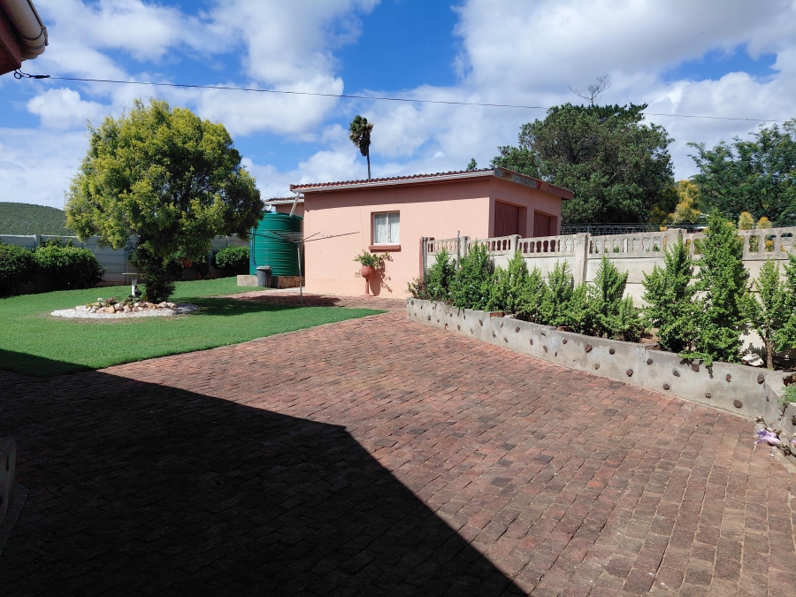 4 Bedroom Property for Sale in Bothasrus Eastern Cape